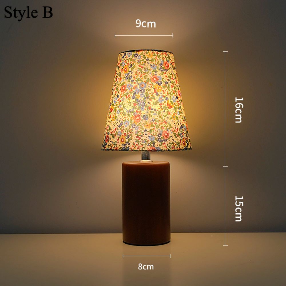 Vintage Floral Fabric Table Lamp with Wooden Base, Adjustable Light Color and Brightness, USB Powered, Simple Retro Style LED Light for Bedroom Living Room Office (Cylindrical)